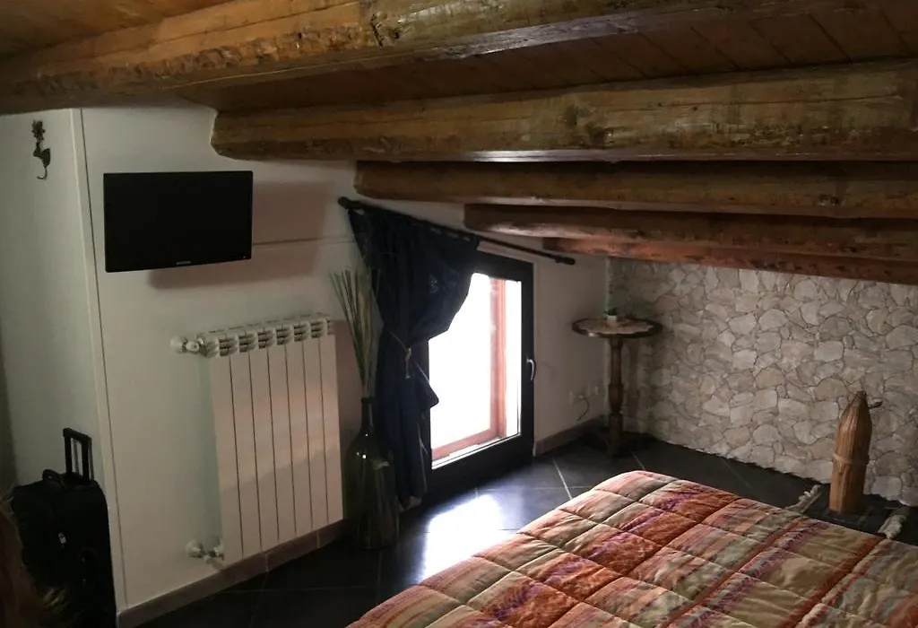 Bed And Breakfast Araba Fenice-1